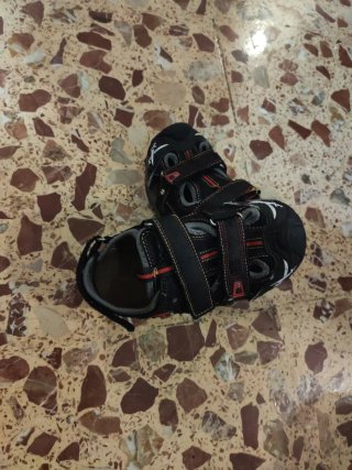 Sandali Bambini Nero e Rosso