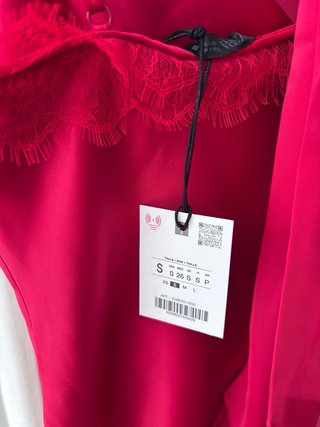 Top Zara Rojo Seda Talla XS