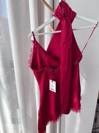 Top Zara Rojo Seda Talla XS