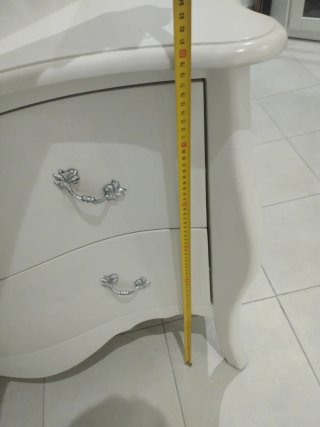 Mueble de entrada con espejo plateado