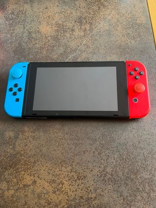 Nintendo Switch V2 + Juegos