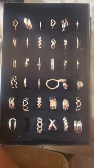 Conjunto de anillos pulseras bisutería