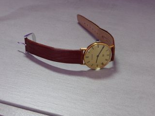 Reloj Dolmaru Automático Dorado