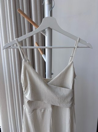 Mono Stradivarius Talla S Beige y Blanco