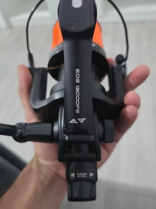 1Carrete de pesca para carpfishing