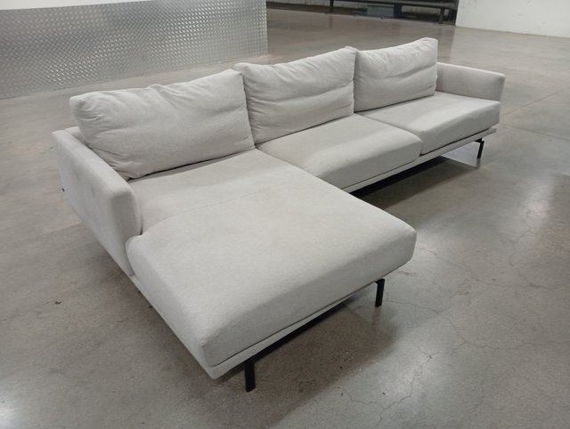 Sofá Chaise Longue Kave Home Galene Beige