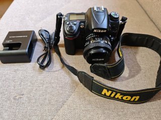 Nikon D7000 + Obiettivo 50mm f/1.4D
