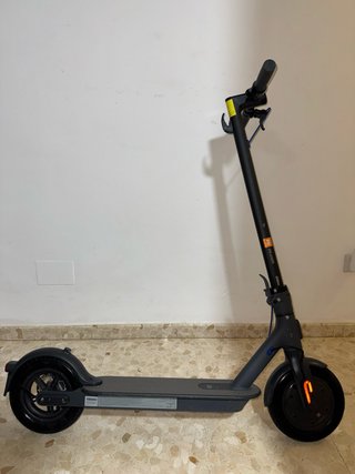 Patinete Eléctrico Xiaomi Mi Scooter 3 + Casco