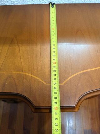 Mueble recibidor clásico de madera