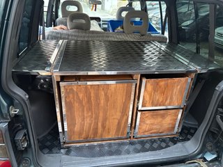 Mueble camper para coche