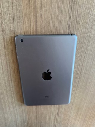 Apple iPad 1ª Gen Argento
