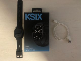 Smartwatch Ksix con schermo touch nero