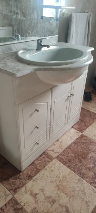 Se vende baño completo o por separado