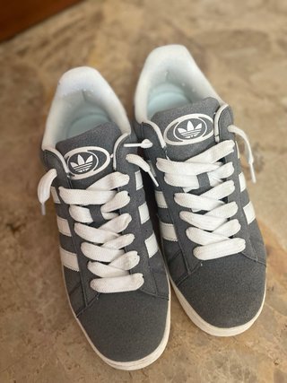 Zapatillas Adidas Campus Gris y Blanco