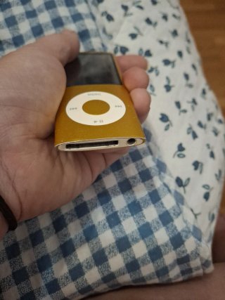 iPod 8GB Amarillo, para piezas.