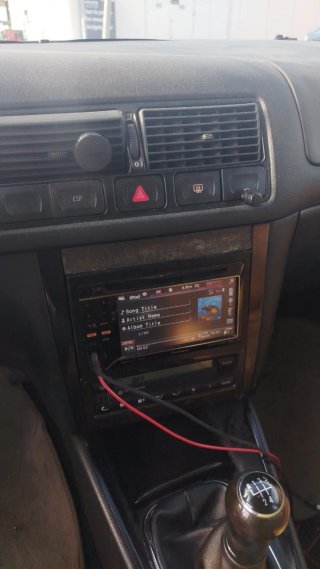 Volkswagen Golf 2003