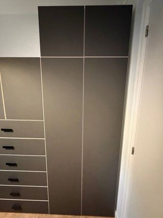 Guardaroba modulare IKEA con cassettiera