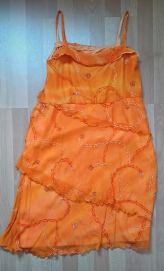 Vestido naranja tirantes irregular