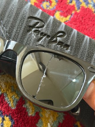 Original Ray-Ban Sunglasses One Lens brok