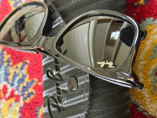 Original Ray-Ban Sunglasses One Lens brok