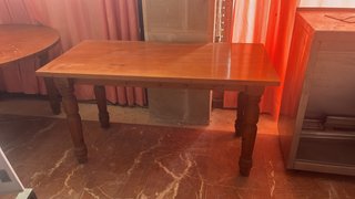 Tavolo rettangolare in legno