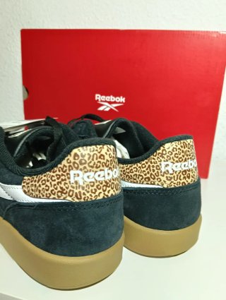 Reebok leopardo unisex talla 42.5