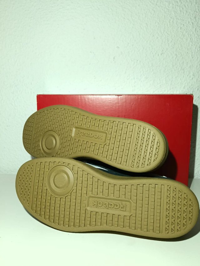 Reebok leopardo unisex talla 42.5