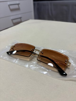Occhiali da sole da donna marroni e dorati