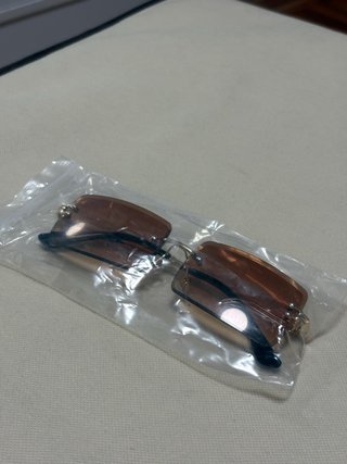 Occhiali da sole da donna marroni e dorati
