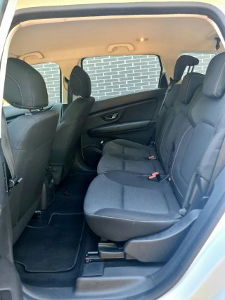 RENAULT GRAND SCENIC EN PERFECTO ESTADO!