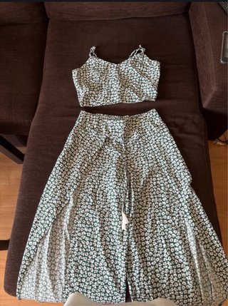 Conjunto Top e Calças Shein Flores