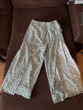 Conjunto Top e Calças Shein Flores