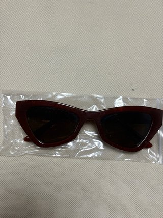 Gafas de sol montura granate