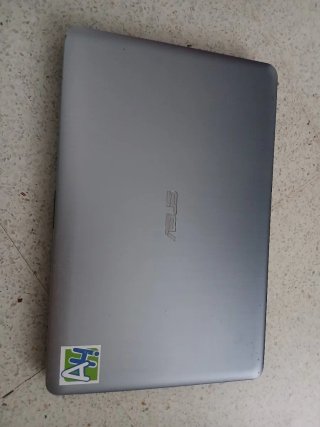 Ordenador Asus Sonicmaster R541U Plata aluminio
