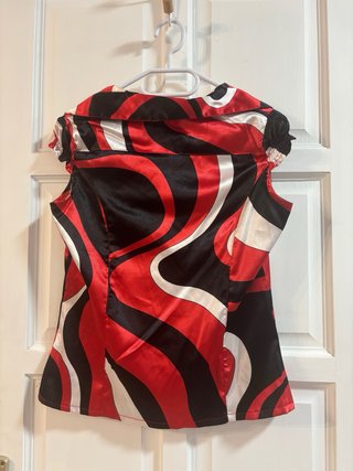 Camisa Vintage Talla M Negro y Rojo