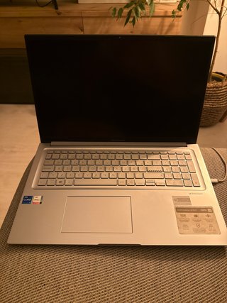 ASUS Vivobook 17 F1704VA-AU191W Intel Core i7-135
