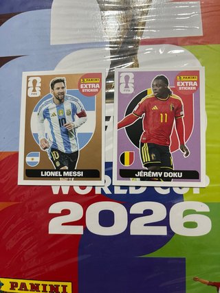 Cromos Extra Messi Bronce y Doku