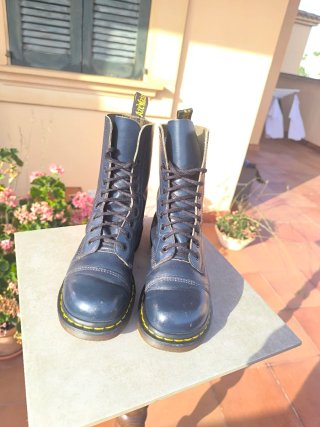 Botas Dr. Martens  -MIE- Uk 4 Eu 37 (23 cm) Azul .