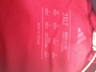 Chaqueta deportiva Adidas roja y blanca larga