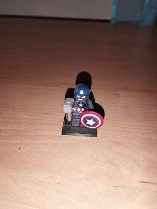 Figura Capitán América Lego