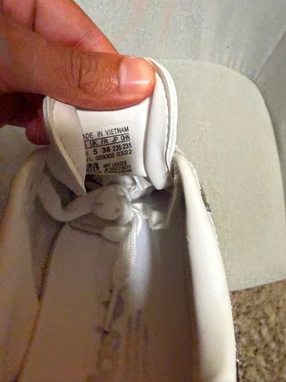 Adidas Spezial Prata e Branco