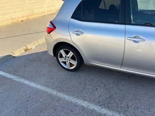 Toyota Auris 2012