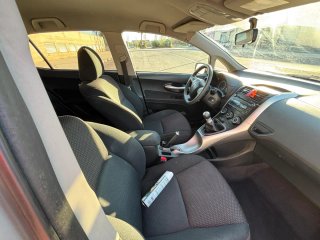 Toyota Auris 2012