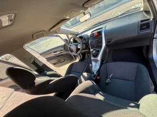 Toyota Auris 2012
