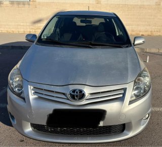 Toyota Auris 2012