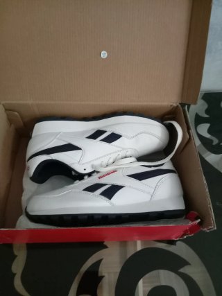 Zapatillas Reebok Talla 36 Blancas y Azul