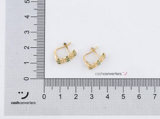 pendientes oro 18k con piedra con esmeralda
