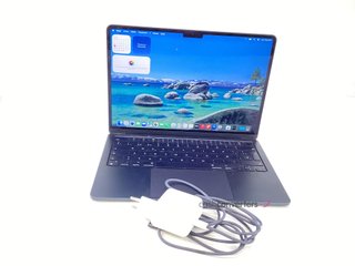 portatil apple apple macbook air m3 8-core 4.0 13 (8gpu) (2024) (a3113)