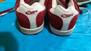 Lote: Gorra Blanca y Roja