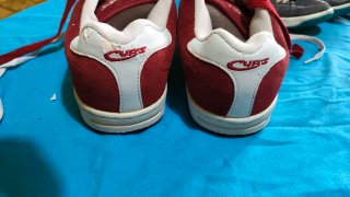 Lote: Gorra Blanca y Roja